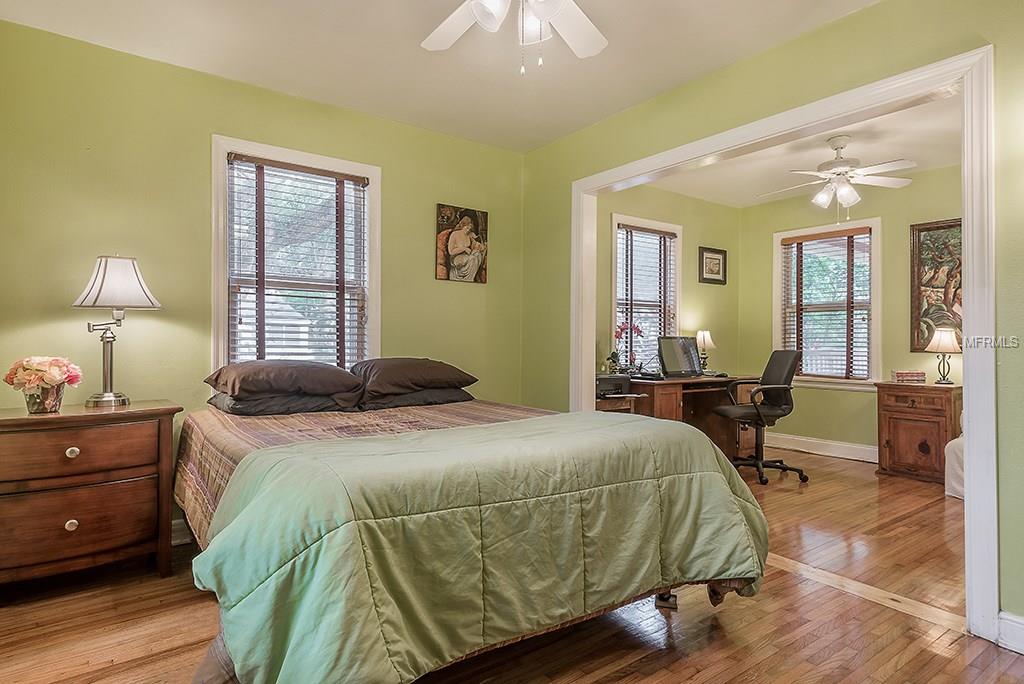 1405 E COMANCHE AVENUE, TAMPA, Florida 33604, 2 Bedrooms Bedrooms, 5 Rooms Rooms,1 BathroomBathrooms,Residential,For sale,COMANCHE,T2925903