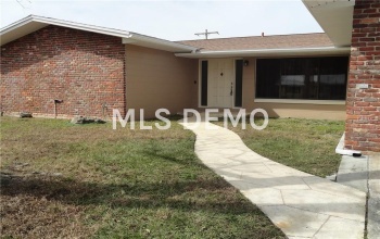 900 HILLCREST AVENUE, TITUSVILLE, Florida 32796, 3 Bedrooms Bedrooms, 5 Rooms Rooms,2 BathroomsBathrooms,Residential,For sale,HILLCREST,O5560712