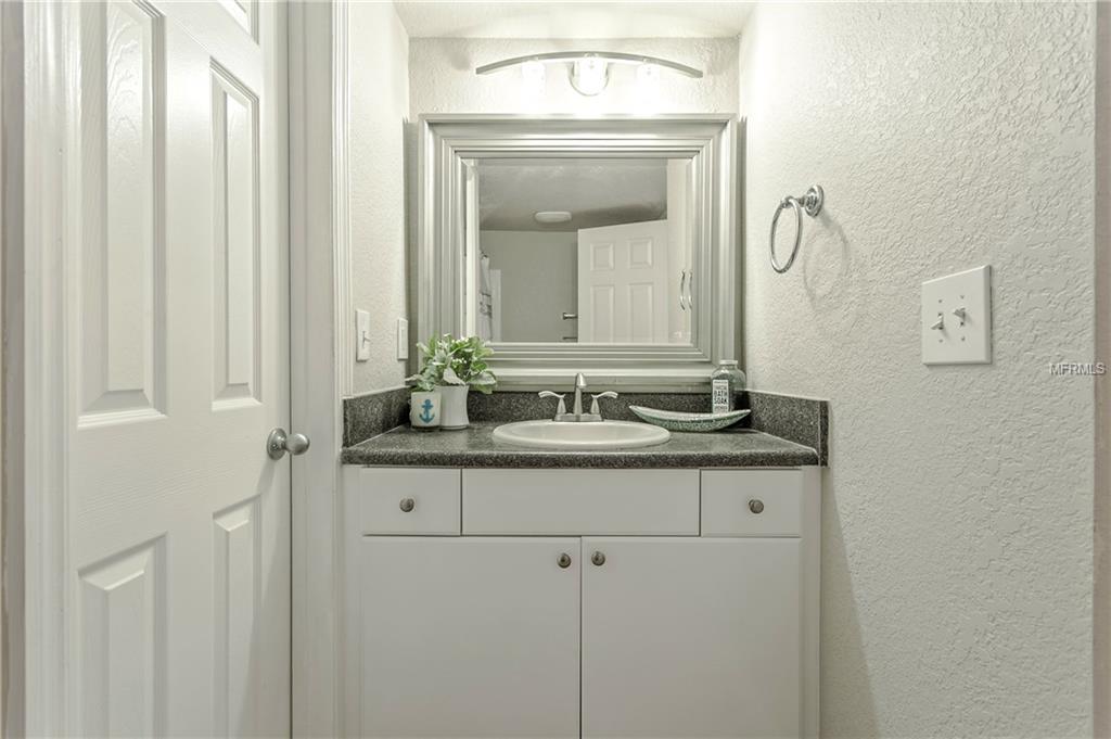 204 SOUTH STREET, ORLANDO, Florida 32801, 2 Bedrooms Bedrooms, 4 Rooms Rooms,2 BathroomsBathrooms,Residential,For sale,SOUTH STREET,O5561060