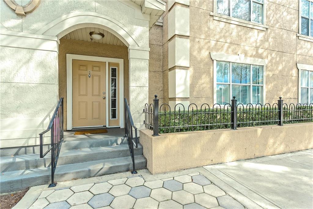 204 SOUTH STREET, ORLANDO, Florida 32801, 2 Bedrooms Bedrooms, 4 Rooms Rooms,2 BathroomsBathrooms,Residential,For sale,SOUTH STREET,O5561060