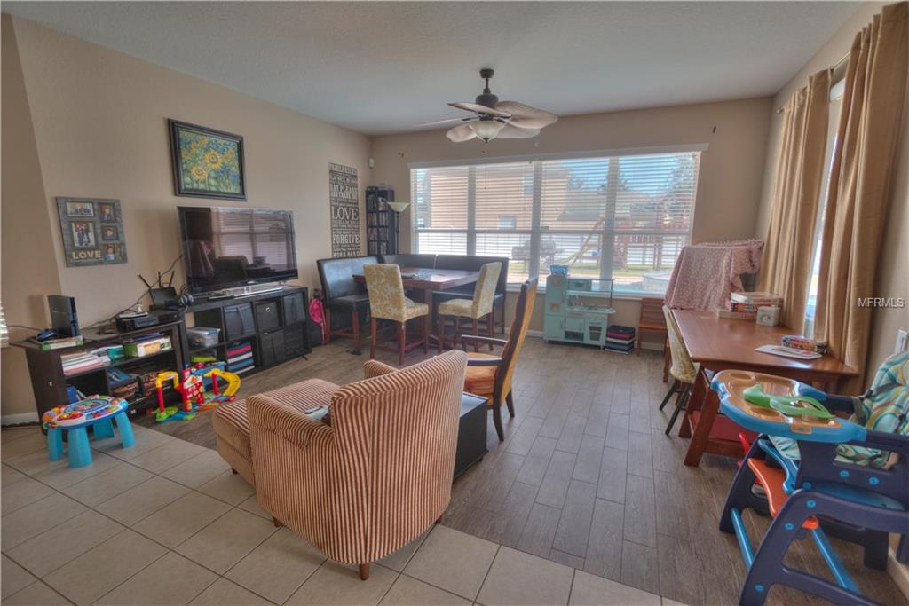 1137 BRANT POINT, ORLANDO, Florida 32828, 4 Bedrooms Bedrooms, 8 Rooms Rooms,3 BathroomsBathrooms,Residential,For sale,BRANT,O5561317