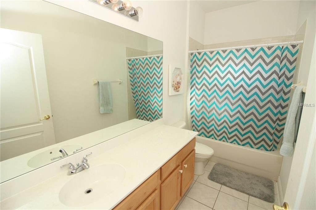 2654 TOPSAIL HILL STREET, ORLANDO, Florida 32828, 4 Bedrooms Bedrooms, 9 Rooms Rooms,2 BathroomsBathrooms,Residential,For sale,TOPSAIL HILL,O5561533