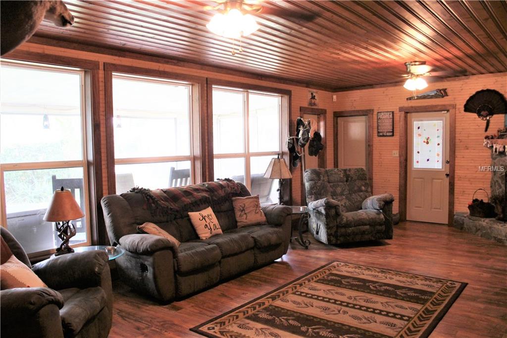 1095 DE LA PALMA AVENUE, BARTOW, Florida 33830, 3 Bedrooms Bedrooms, 7 Rooms Rooms,1 BathroomBathrooms,Residential,For sale,DE LA PALMA,L4725534