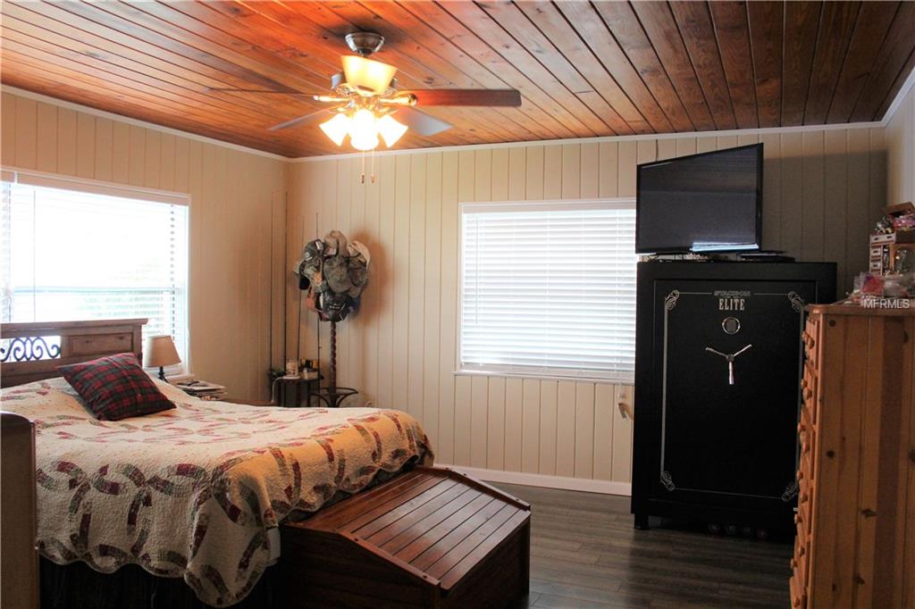 1095 DE LA PALMA AVENUE, BARTOW, Florida 33830, 3 Bedrooms Bedrooms, 7 Rooms Rooms,1 BathroomBathrooms,Residential,For sale,DE LA PALMA,L4725534