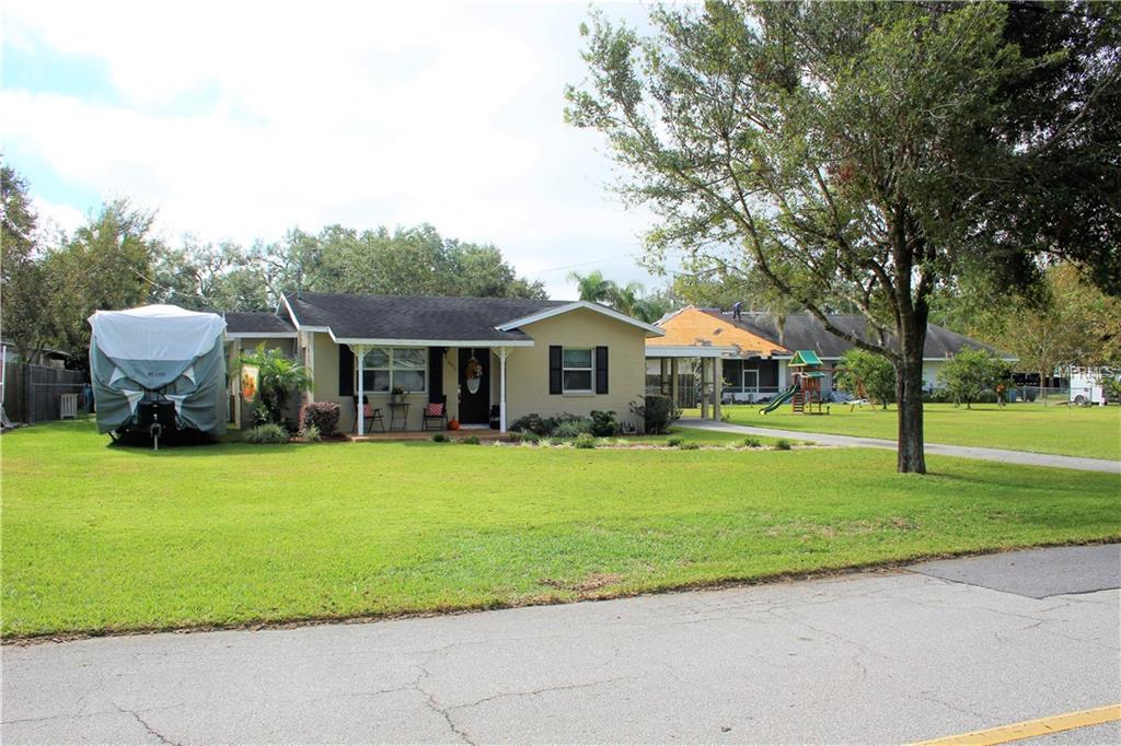 1095 DE LA PALMA AVENUE, BARTOW, Florida 33830, 3 Bedrooms Bedrooms, 7 Rooms Rooms,1 BathroomBathrooms,Residential,For sale,DE LA PALMA,L4725534