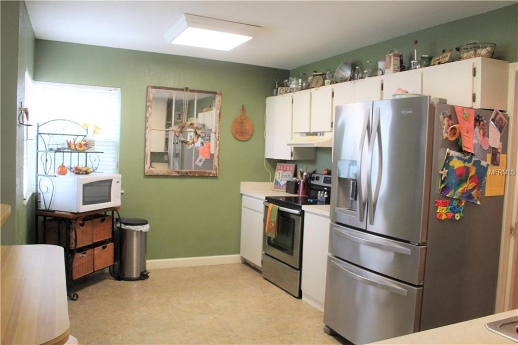 1095 DE LA PALMA AVENUE, BARTOW, Florida 33830, 3 Bedrooms Bedrooms, 7 Rooms Rooms,1 BathroomBathrooms,Residential,For sale,DE LA PALMA,L4725534