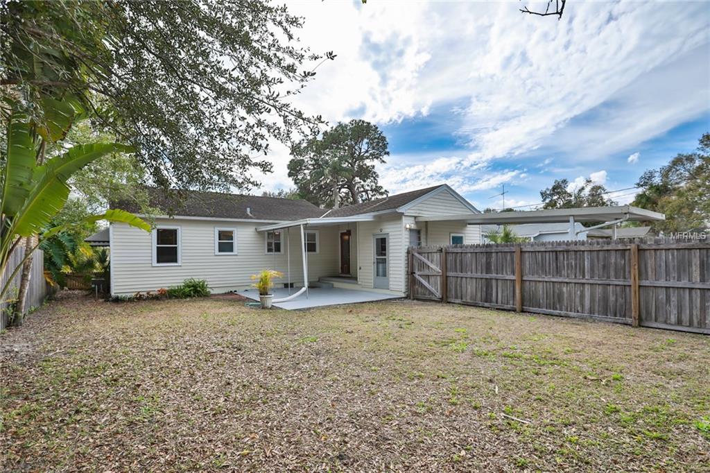 417 37TH AVENUE NE, ST PETERSBURG, Florida 33704, 2 Bedrooms Bedrooms, 5 Rooms Rooms,1 BathroomBathrooms,Residential,For sale,37TH,U7847572