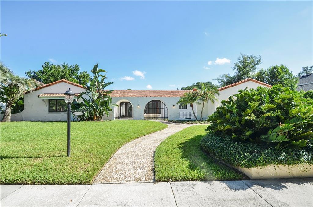 408 RAINTREE COURT, WINTER PARK, Florida 32789, 4 Bedrooms Bedrooms, 6 Rooms Rooms,3 BathroomsBathrooms,Residential,For sale,RAINTREE,O5524731