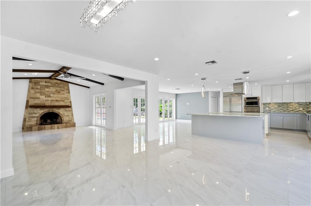 408 RAINTREE COURT, WINTER PARK, Florida 32789, 4 Bedrooms Bedrooms, 6 Rooms Rooms,3 BathroomsBathrooms,Residential,For sale,RAINTREE,O5524731