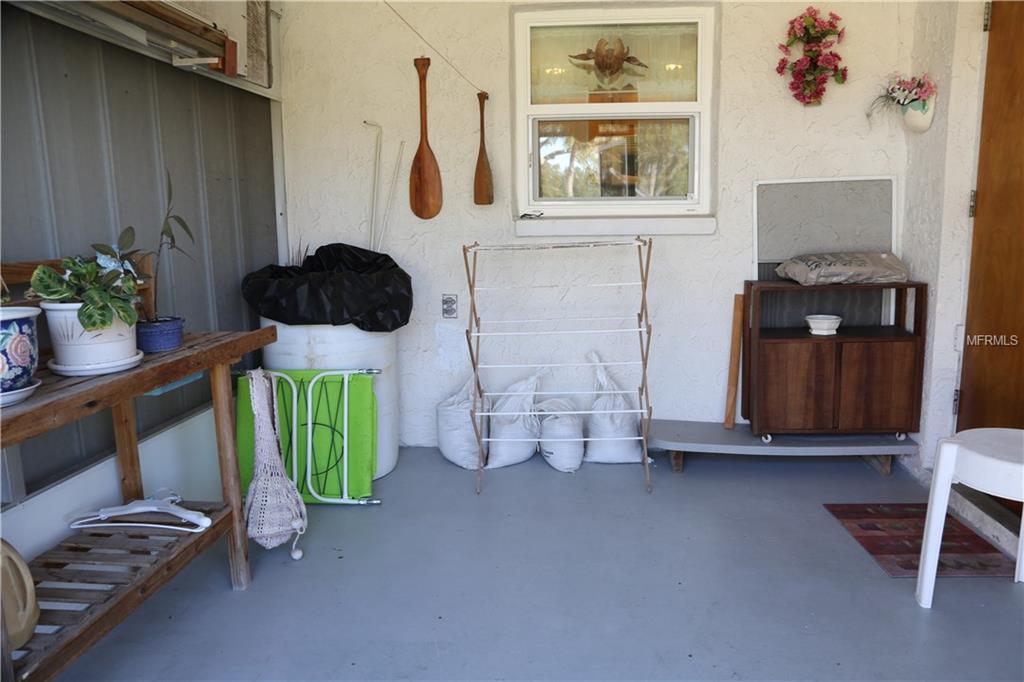 8347 CAROLYN DRIVE, PORT RICHEY, Florida 34668, 2 Bedrooms Bedrooms, 6 Rooms Rooms,2 BathroomsBathrooms,Residential,For sale,CAROLYN,W7634779