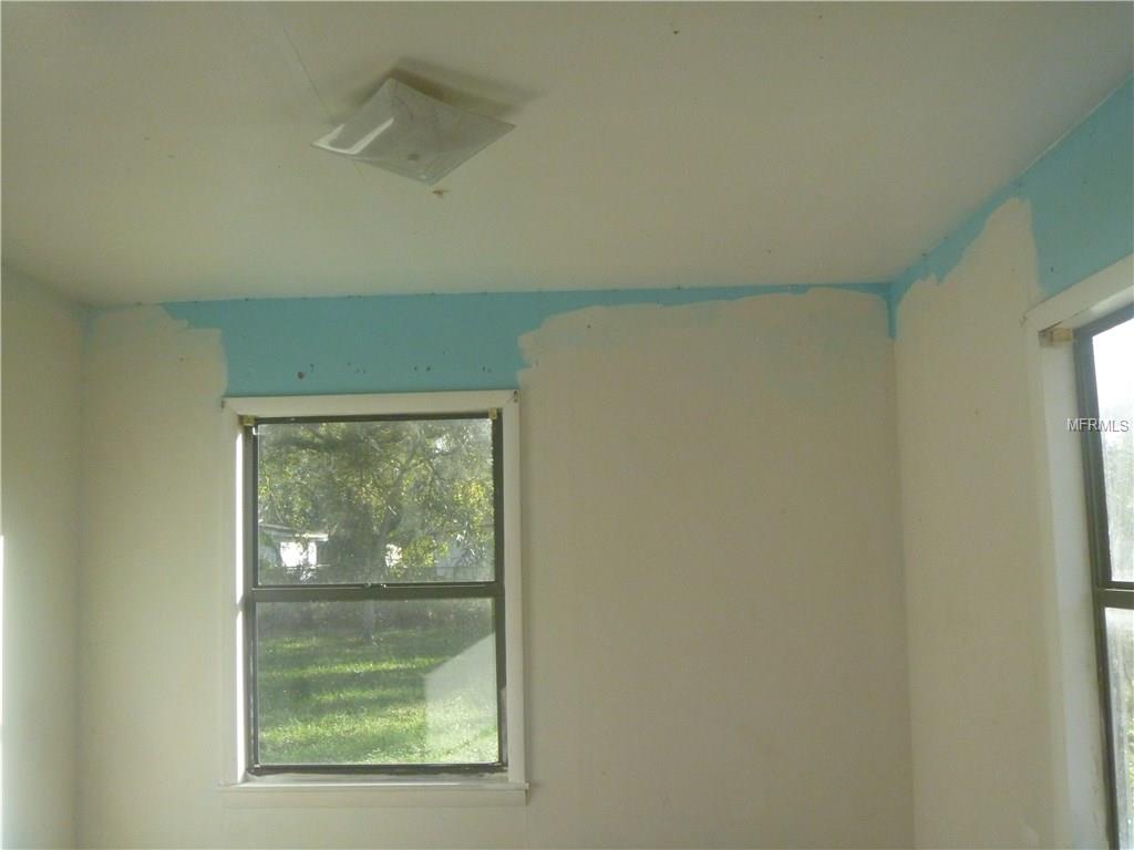 811 W MADISON STREET, PLANT CITY, Florida 33563, 3 Bedrooms Bedrooms, 3 Rooms Rooms,1 BathroomBathrooms,Residential,For sale,MADISON,T2913709