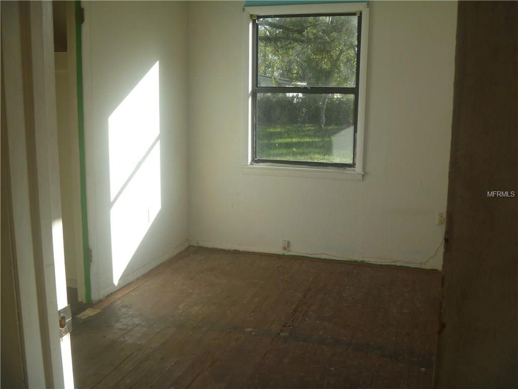 811 W MADISON STREET, PLANT CITY, Florida 33563, 3 Bedrooms Bedrooms, 3 Rooms Rooms,1 BathroomBathrooms,Residential,For sale,MADISON,T2913709