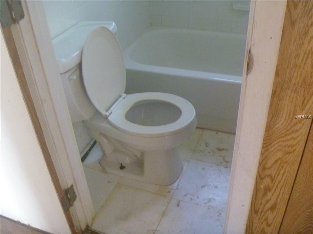 811 W MADISON STREET, PLANT CITY, Florida 33563, 3 Bedrooms Bedrooms, 3 Rooms Rooms,1 BathroomBathrooms,Residential,For sale,MADISON,T2913709