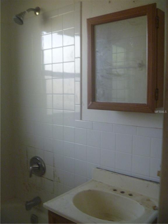 811 W MADISON STREET, PLANT CITY, Florida 33563, 3 Bedrooms Bedrooms, 3 Rooms Rooms,1 BathroomBathrooms,Residential,For sale,MADISON,T2913709