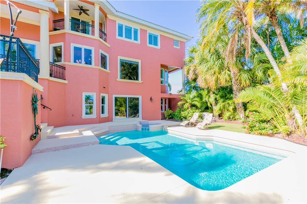 23 S POLK DRIVE, SARASOTA, Florida 34236, 4 Bedrooms Bedrooms, 9 Rooms Rooms,3 BathroomsBathrooms,Residential,For sale,POLK,A4202759