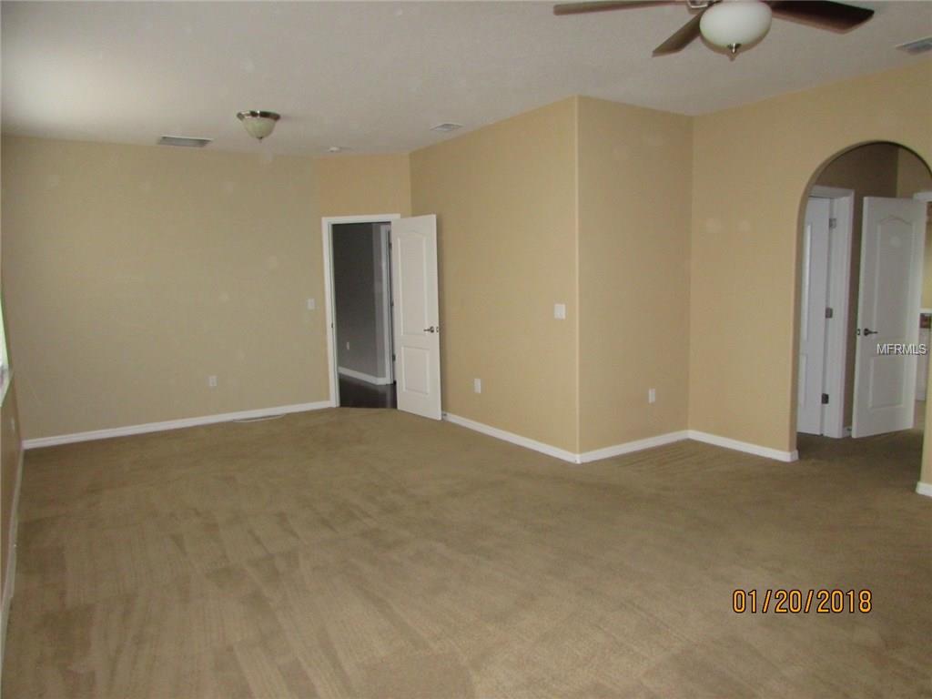 3190 MAPLE RUN, KISSIMMEE, Florida 34744, 5 Bedrooms Bedrooms, 6 Rooms Rooms,3 BathroomsBathrooms,Residential,For sale,MAPLE,S4854653