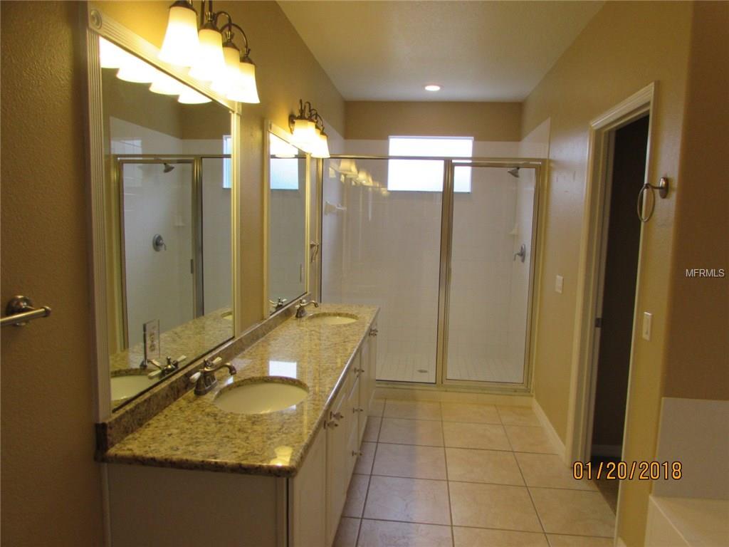 3190 MAPLE RUN, KISSIMMEE, Florida 34744, 5 Bedrooms Bedrooms, 6 Rooms Rooms,3 BathroomsBathrooms,Residential,For sale,MAPLE,S4854653