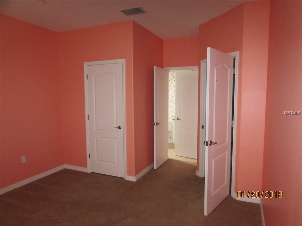 3190 MAPLE RUN, KISSIMMEE, Florida 34744, 5 Bedrooms Bedrooms, 6 Rooms Rooms,3 BathroomsBathrooms,Residential,For sale,MAPLE,S4854653