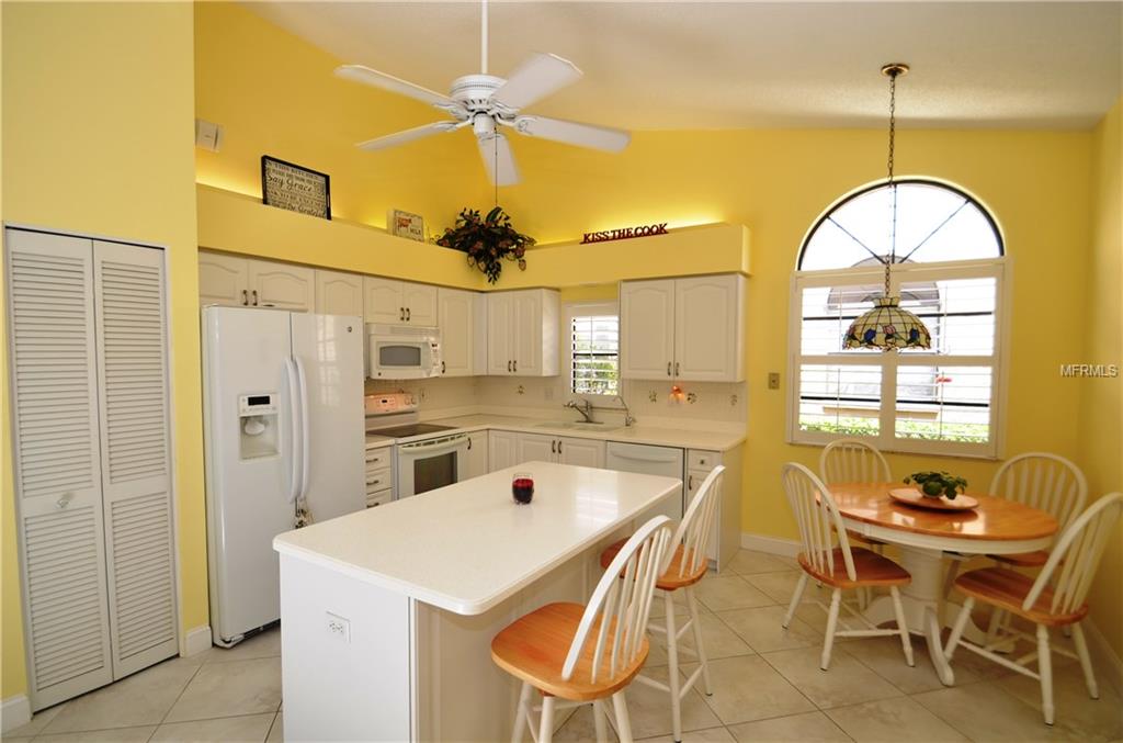 5539 SALEM SQUARE DRIVE S, PALM HARBOR, Florida 34685, 2 Bedrooms Bedrooms, 6 Rooms Rooms,2 BathroomsBathrooms,Residential,For sale,SALEM SQUARE,U7845531
