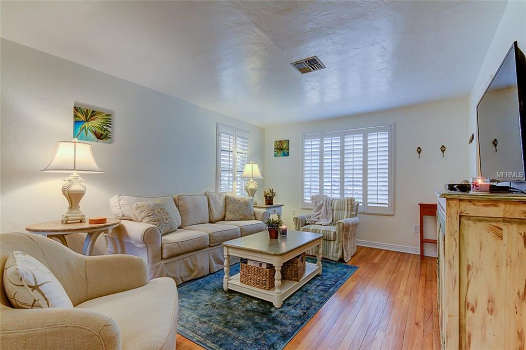 509 79TH AVENUE, ST PETE BEACH, Florida 33706, 2 Bedrooms Bedrooms, 3 Rooms Rooms,1 BathroomBathrooms,Residential,For sale,79TH,U7846846