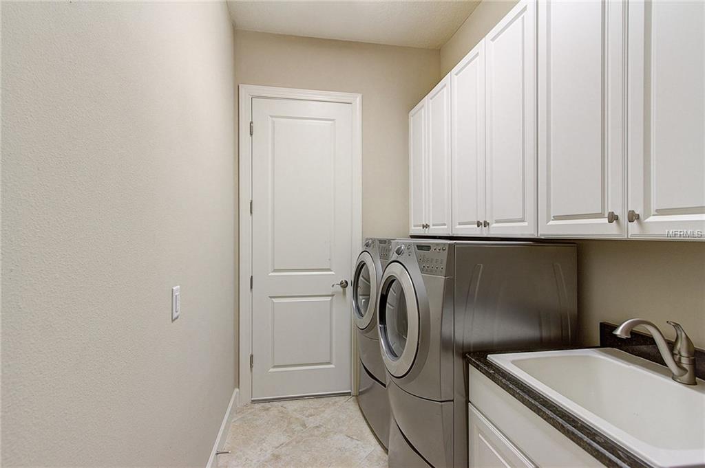 13124 PALERMO DRIVE, BRADENTON, Florida 34211, 3 Bedrooms Bedrooms, 7 Rooms Rooms,3 BathroomsBathrooms,Residential,For sale,PALERMO,A4209924