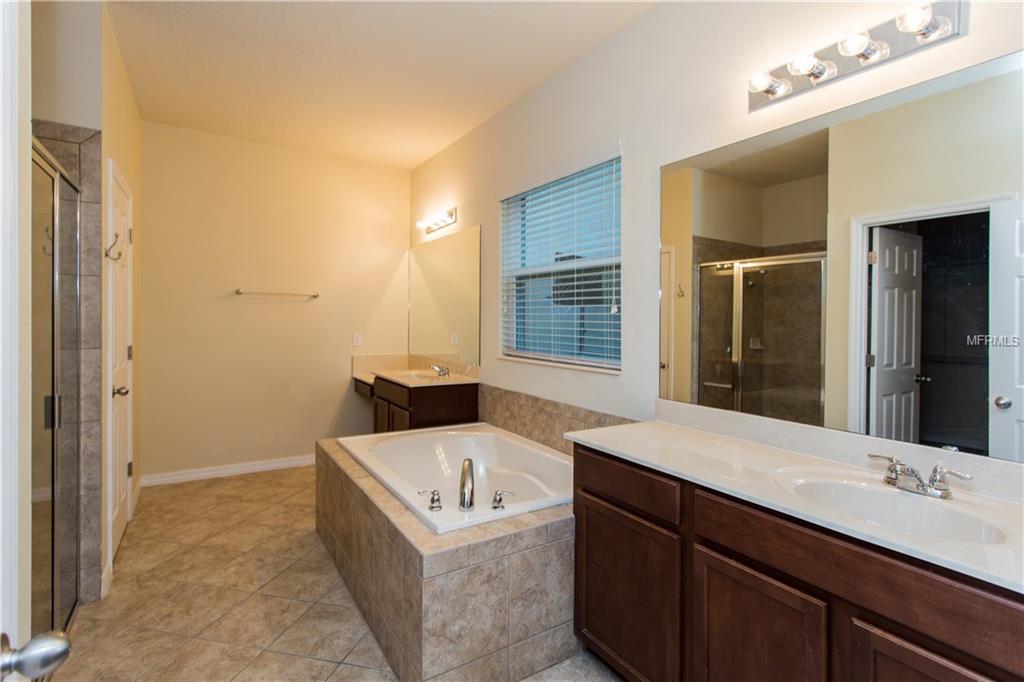 811 COUNTS CREST CIRCLE, APOPKA, Florida 32712, 7 Bedrooms Bedrooms, 12 Rooms Rooms,4 BathroomsBathrooms,Residential,For sale,COUNTS CREST,O5561775