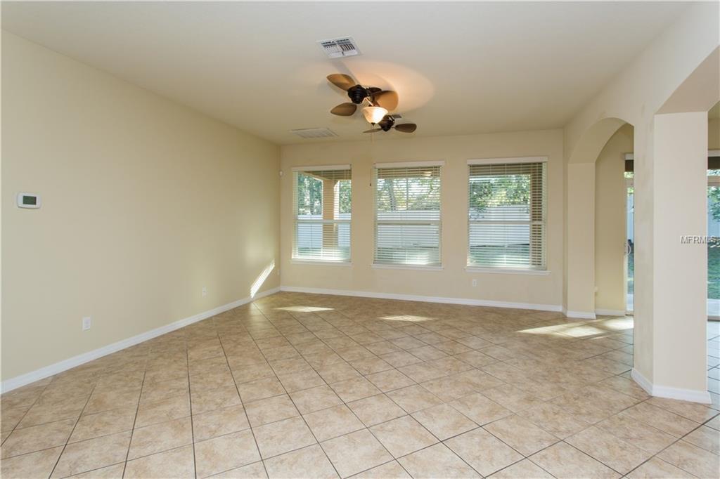 811 COUNTS CREST CIRCLE, APOPKA, Florida 32712, 7 Bedrooms Bedrooms, 12 Rooms Rooms,4 BathroomsBathrooms,Residential,For sale,COUNTS CREST,O5561775