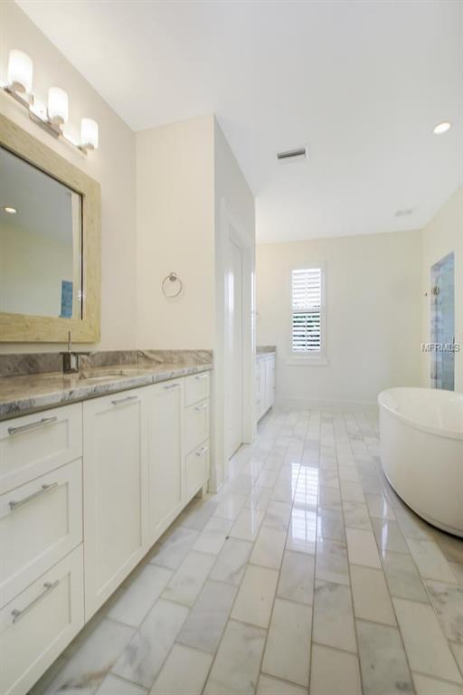 3023 W VILLA ROSA PARK, TAMPA, Florida 33611, 4 Bedrooms Bedrooms, 7 Rooms Rooms,4 BathroomsBathrooms,Residential,For sale,VILLA ROSA,T2926425