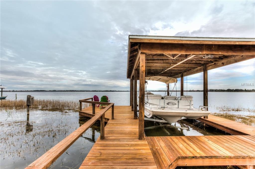 16647 E SHIRLEY SHORES ROAD, TAVARES, Florida 32778, 4 Bedrooms Bedrooms, 10 Rooms Rooms,3 BathroomsBathrooms,Residential,For sale,SHIRLEY SHORES,G4852548