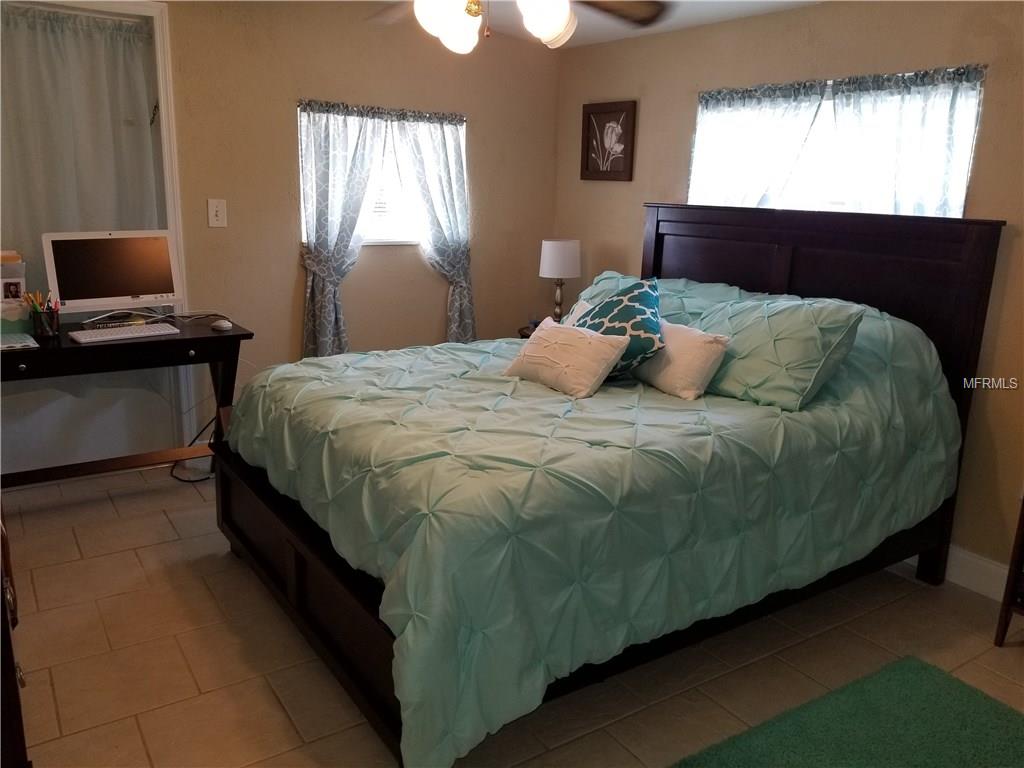 4320 81ST STREET W, BRADENTON, Florida 34209, 3 Bedrooms Bedrooms, 8 Rooms Rooms,1 BathroomBathrooms,Residential,For sale,81ST,A4209925