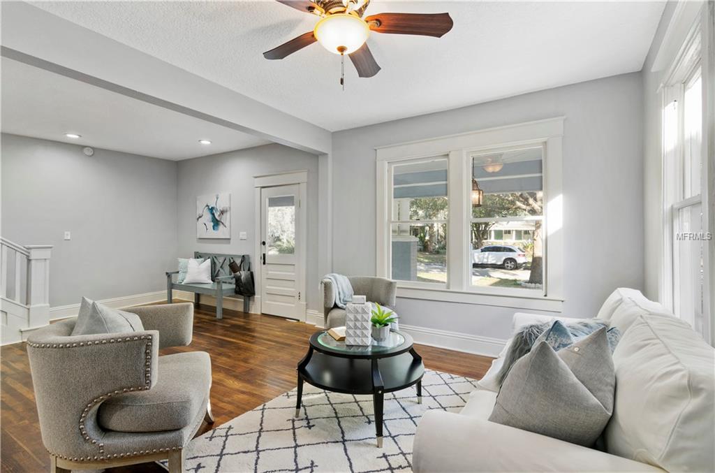 704 S PALMETTO AVENUE, SANFORD, Florida 32771, 3 Bedrooms Bedrooms, 8 Rooms Rooms,3 BathroomsBathrooms,Residential,For sale,PALMETTO,O5561776