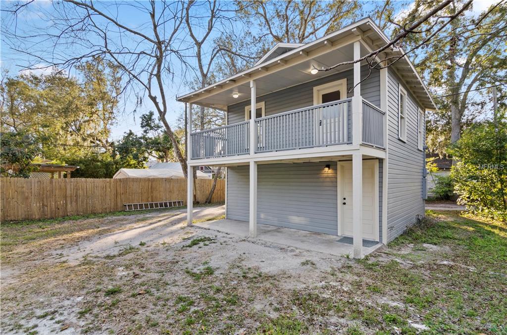 704 S PALMETTO AVENUE, SANFORD, Florida 32771, 3 Bedrooms Bedrooms, 8 Rooms Rooms,3 BathroomsBathrooms,Residential,For sale,PALMETTO,O5561776