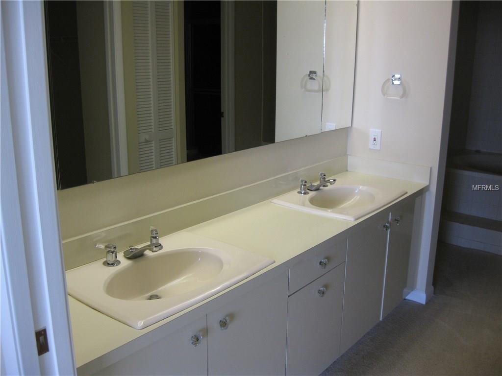 1600 GULF BOULEVARD, CLEARWATER BEACH, Florida 33767, 2 Bedrooms Bedrooms, 3 Rooms Rooms,2 BathroomsBathrooms,Residential,For sale,GULF,U7826478