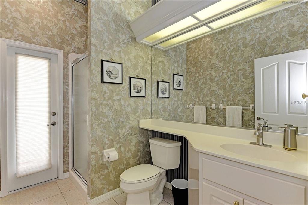 618 SAWGRASS BRIDGE ROAD, VENICE, Florida 34292, 3 Bedrooms Bedrooms, 8 Rooms Rooms,3 BathroomsBathrooms,Residential,For sale,SAWGRASS BRIDGE,A4195740