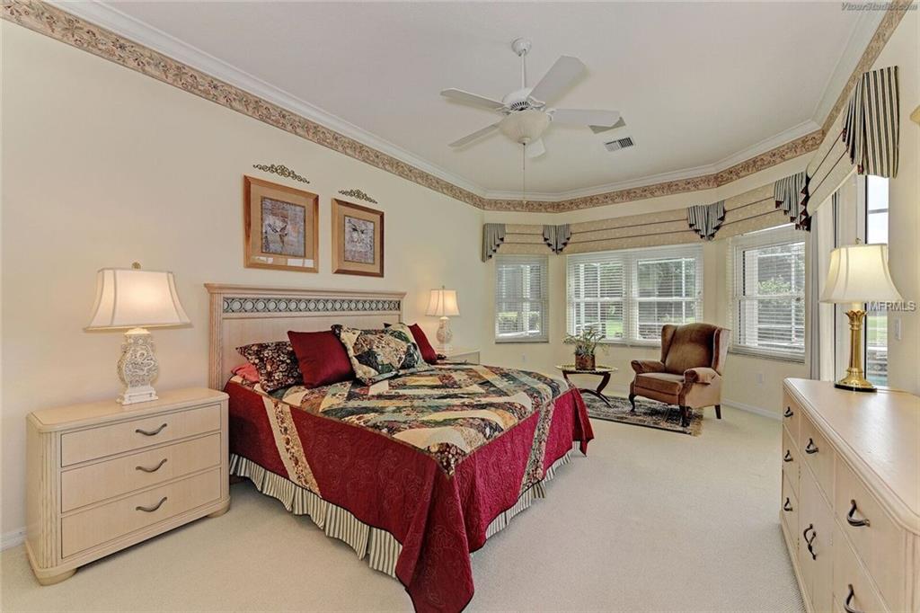 618 SAWGRASS BRIDGE ROAD, VENICE, Florida 34292, 3 Bedrooms Bedrooms, 8 Rooms Rooms,3 BathroomsBathrooms,Residential,For sale,SAWGRASS BRIDGE,A4195740