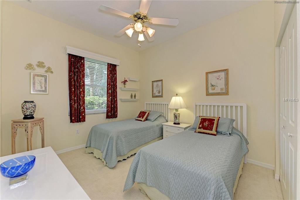 618 SAWGRASS BRIDGE ROAD, VENICE, Florida 34292, 3 Bedrooms Bedrooms, 8 Rooms Rooms,3 BathroomsBathrooms,Residential,For sale,SAWGRASS BRIDGE,A4195740