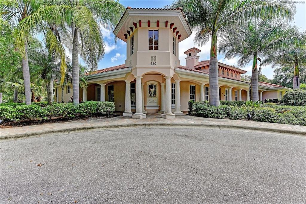 618 SAWGRASS BRIDGE ROAD, VENICE, Florida 34292, 3 Bedrooms Bedrooms, 8 Rooms Rooms,3 BathroomsBathrooms,Residential,For sale,SAWGRASS BRIDGE,A4195740