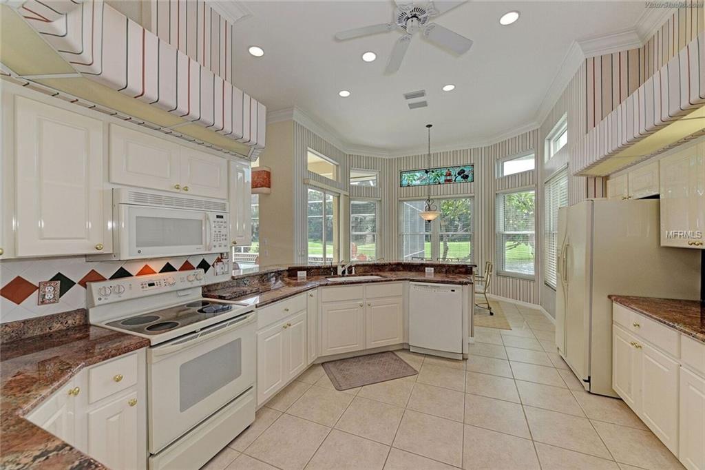 618 SAWGRASS BRIDGE ROAD, VENICE, Florida 34292, 3 Bedrooms Bedrooms, 8 Rooms Rooms,3 BathroomsBathrooms,Residential,For sale,SAWGRASS BRIDGE,A4195740