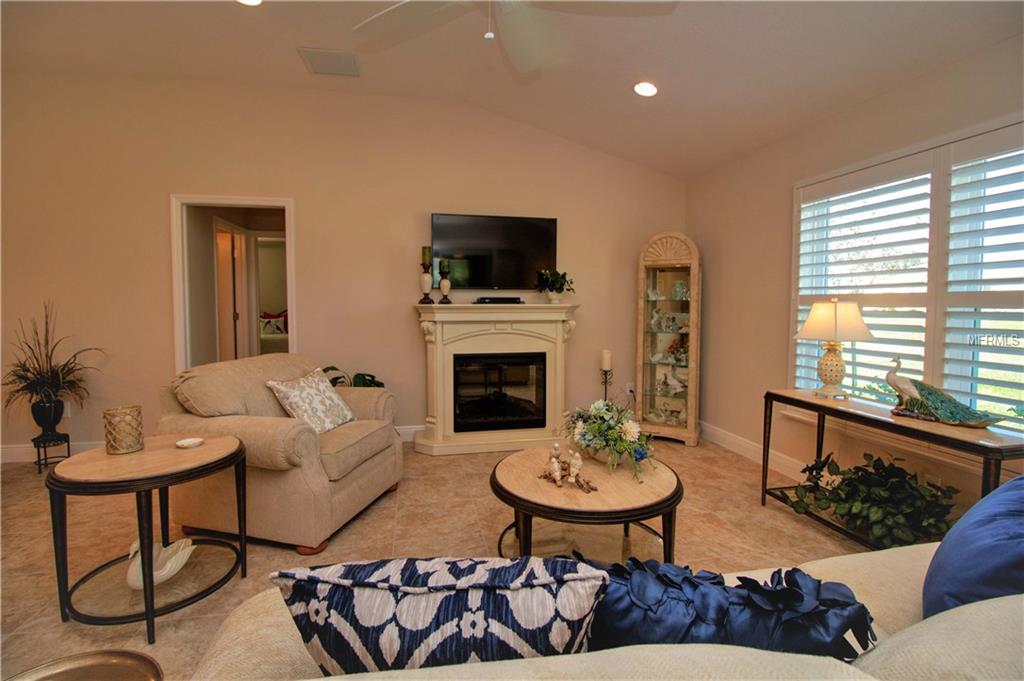 4998 GOLDEN EAGLE DRIVE, OXFORD, Florida 34484, 3 Bedrooms Bedrooms, 8 Rooms Rooms,2 BathroomsBathrooms,Residential,For sale,GOLDEN EAGLE,G4848783