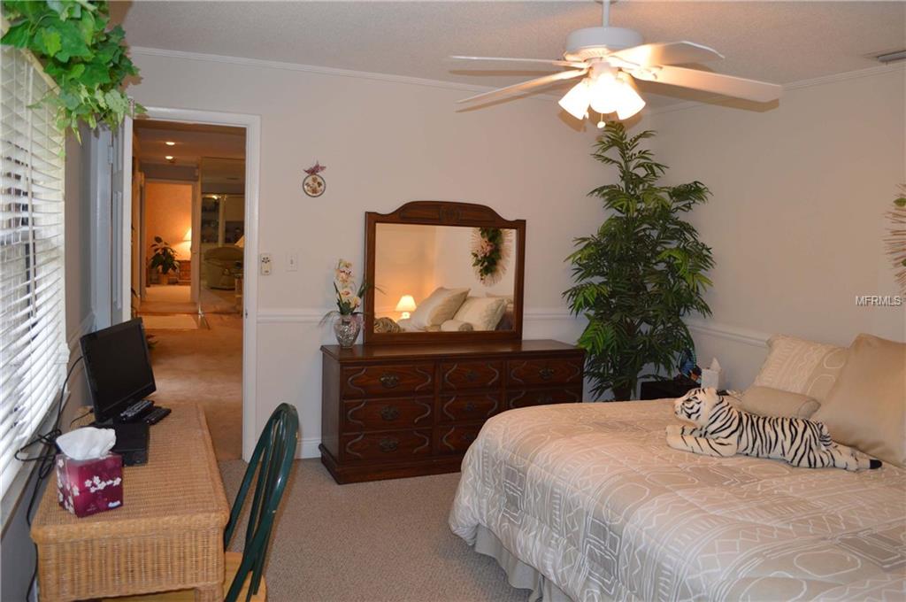 892 LAKE AVENUE, ALTAMONTE SPRINGS, Florida 32701, 3 Bedrooms Bedrooms, 5 Rooms Rooms,3 BathroomsBathrooms,Residential,For sale,LAKE,O5546777