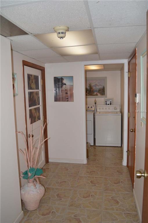 892 LAKE AVENUE, ALTAMONTE SPRINGS, Florida 32701, 3 Bedrooms Bedrooms, 5 Rooms Rooms,3 BathroomsBathrooms,Residential,For sale,LAKE,O5546777