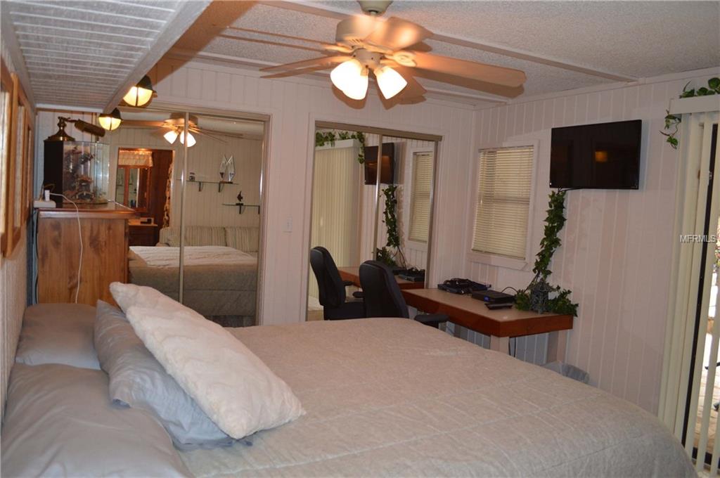 892 LAKE AVENUE, ALTAMONTE SPRINGS, Florida 32701, 3 Bedrooms Bedrooms, 5 Rooms Rooms,3 BathroomsBathrooms,Residential,For sale,LAKE,O5546777