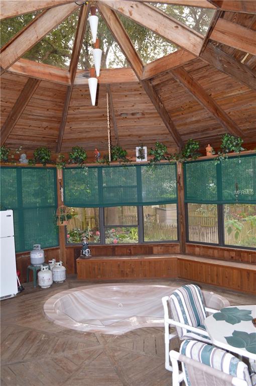 892 LAKE AVENUE, ALTAMONTE SPRINGS, Florida 32701, 3 Bedrooms Bedrooms, 5 Rooms Rooms,3 BathroomsBathrooms,Residential,For sale,LAKE,O5546777