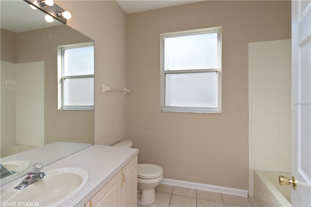 8032 KING PALM CIRCLE, KISSIMMEE, Florida 34747, 6 Bedrooms Bedrooms, 11 Rooms Rooms,4 BathroomsBathrooms,Residential,For sale,KING PALM,G4850438