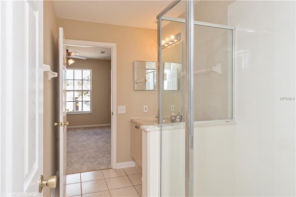 8032 KING PALM CIRCLE, KISSIMMEE, Florida 34747, 6 Bedrooms Bedrooms, 11 Rooms Rooms,4 BathroomsBathrooms,Residential,For sale,KING PALM,G4850438