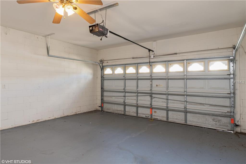 8032 KING PALM CIRCLE, KISSIMMEE, Florida 34747, 6 Bedrooms Bedrooms, 11 Rooms Rooms,4 BathroomsBathrooms,Residential,For sale,KING PALM,G4850438