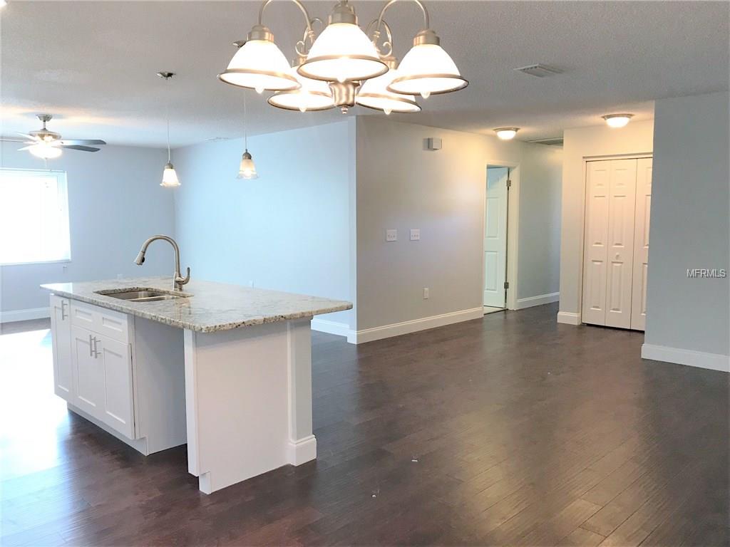 1367 DINNERBELL LANE E, DUNEDIN, Florida 34698, 3 Bedrooms Bedrooms, 3 Rooms Rooms,2 BathroomsBathrooms,Residential,For sale,DINNERBELL,T2924444