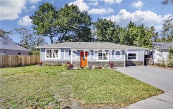 3301 9TH AVENUE N, ST PETERSBURG, Florida 33713, 4 Bedrooms Bedrooms, 3 Rooms Rooms,2 BathroomsBathrooms,Residential,For sale,9TH,T2925283