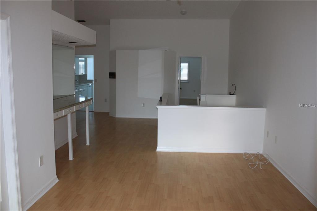 545 WALDEN COURT, DUNEDIN, Florida 34698, 2 Bedrooms Bedrooms, 6 Rooms Rooms,3 BathroomsBathrooms,Residential,For sale,WALDEN,U7845962