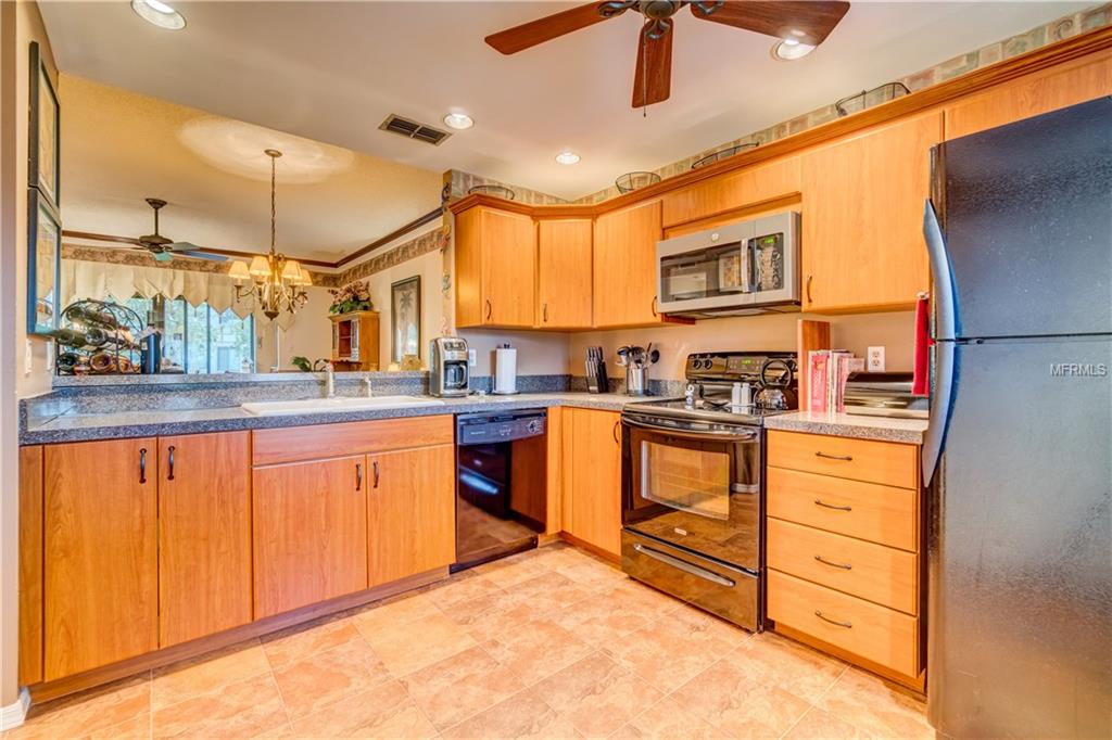 3028 RED OAK COURT, PALM HARBOR, Florida 34684, 2 Bedrooms Bedrooms, 5 Rooms Rooms,2 BathroomsBathrooms,Residential,For sale,RED OAK,U7846847